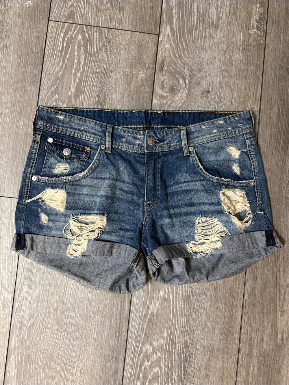 H&M Distressed Denim Women’s Shorts - Blue